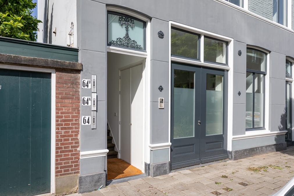 Photo 6 of De Ruijterstraat 64