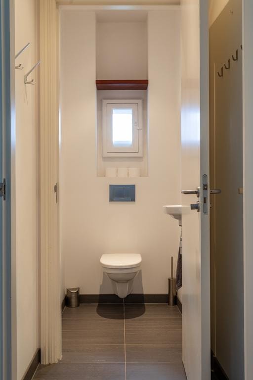 Photo 40 of De Ruijterstraat 64