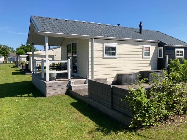 Photo 3 of Veneweg 223