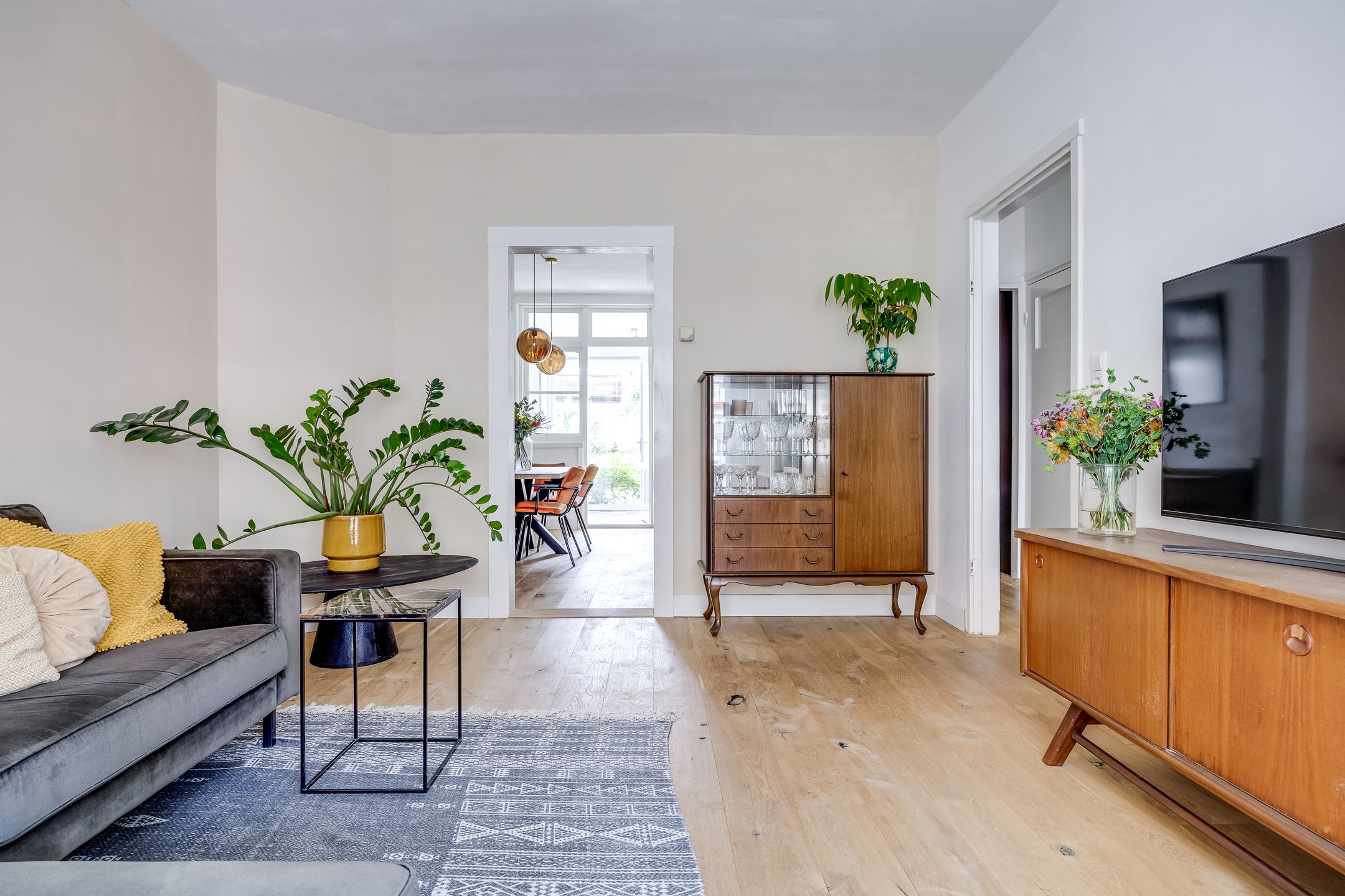 Foto 3 van Johannes Uitenbogaertstraat 44