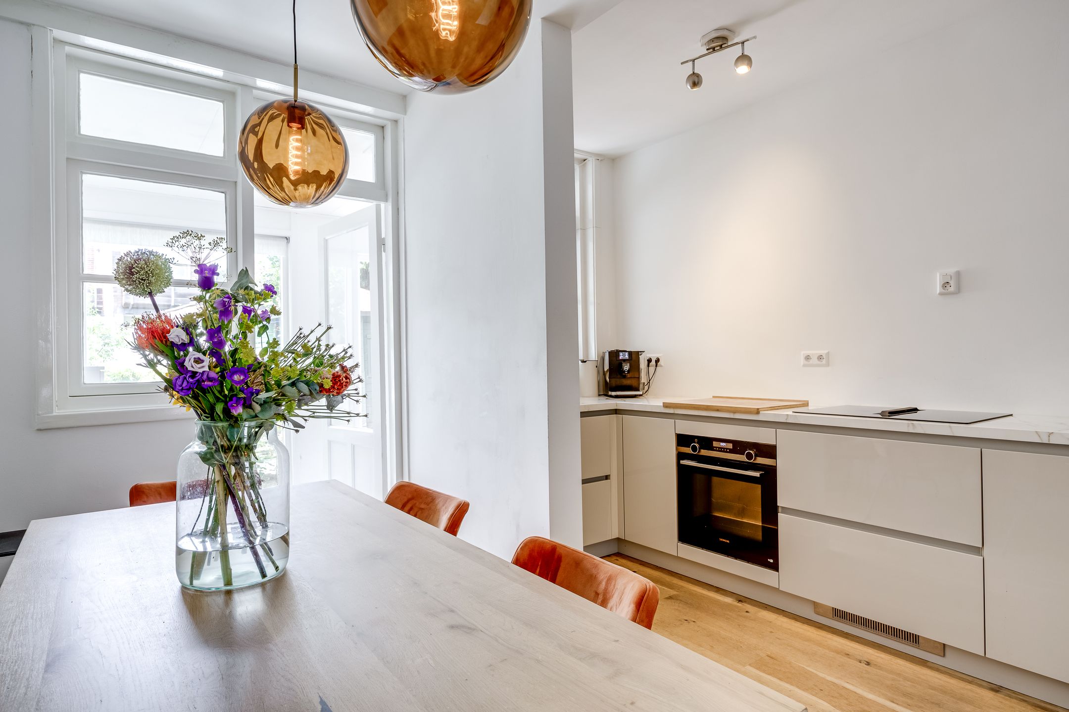 Foto 6 van Johannes Uitenbogaertstraat 44