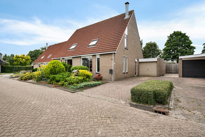 Photo 11 of Baalder 33