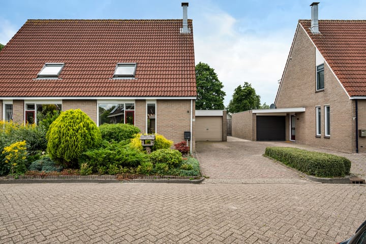 Photo 12 of Baalder 33