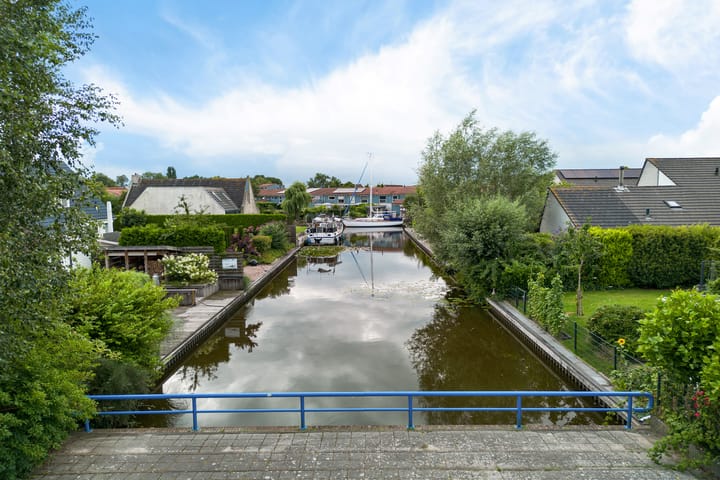 Photo 39 of Baalder 33