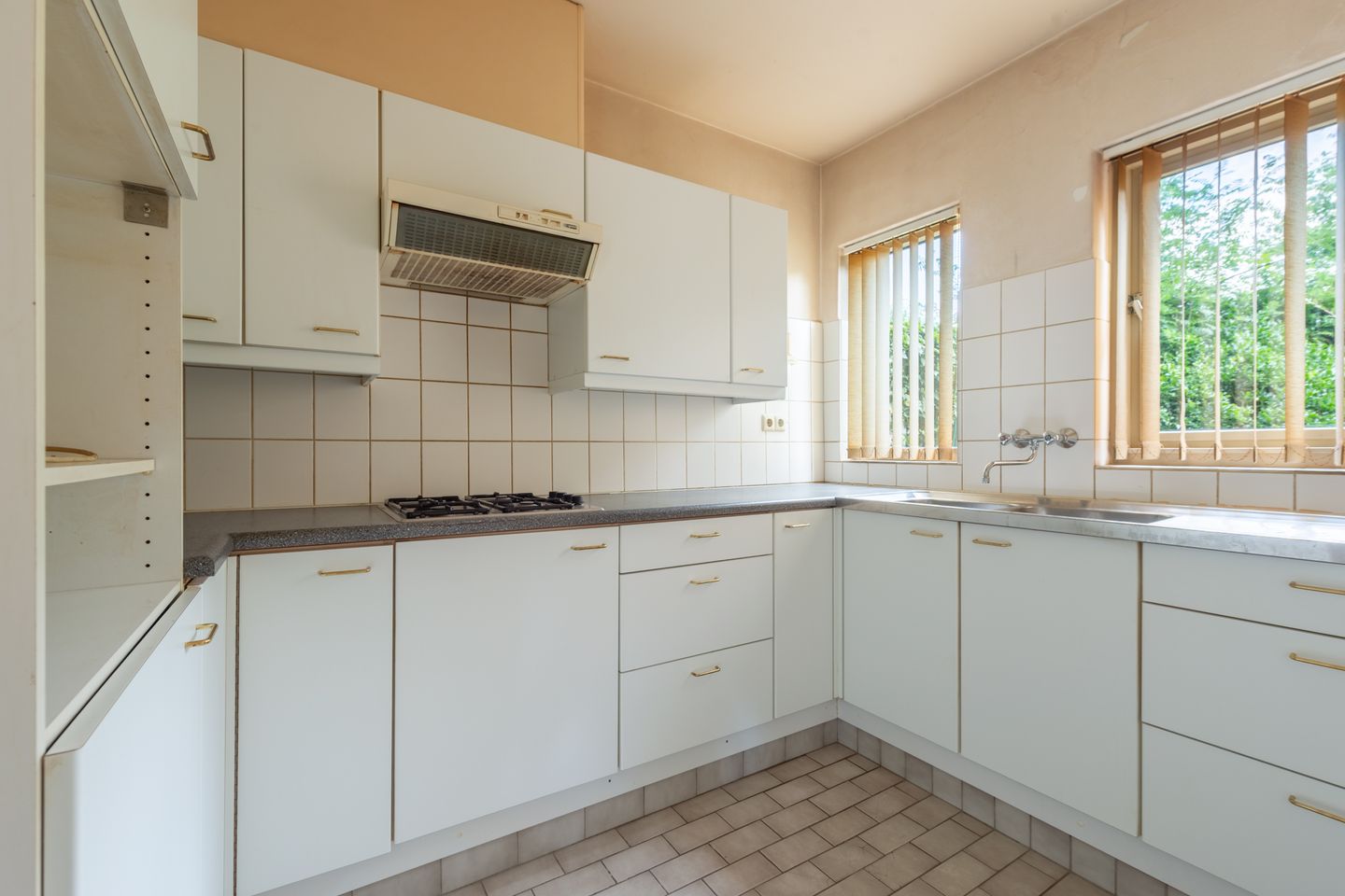 Photo 14 of Paulus Potterlaan 9