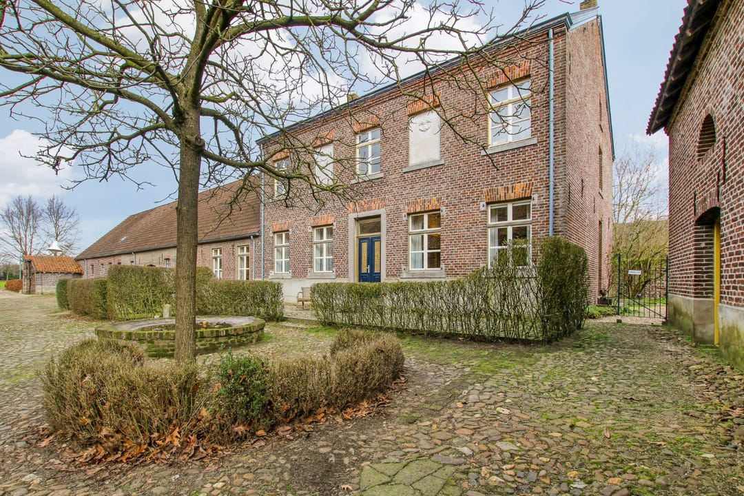 Foto 1 van Schoorstraat 8