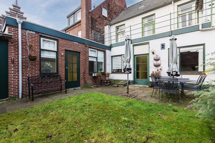 Foto 4 van Maasstraat 2