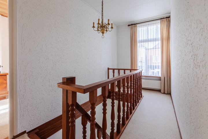 Foto 24 van Maasstraat 2