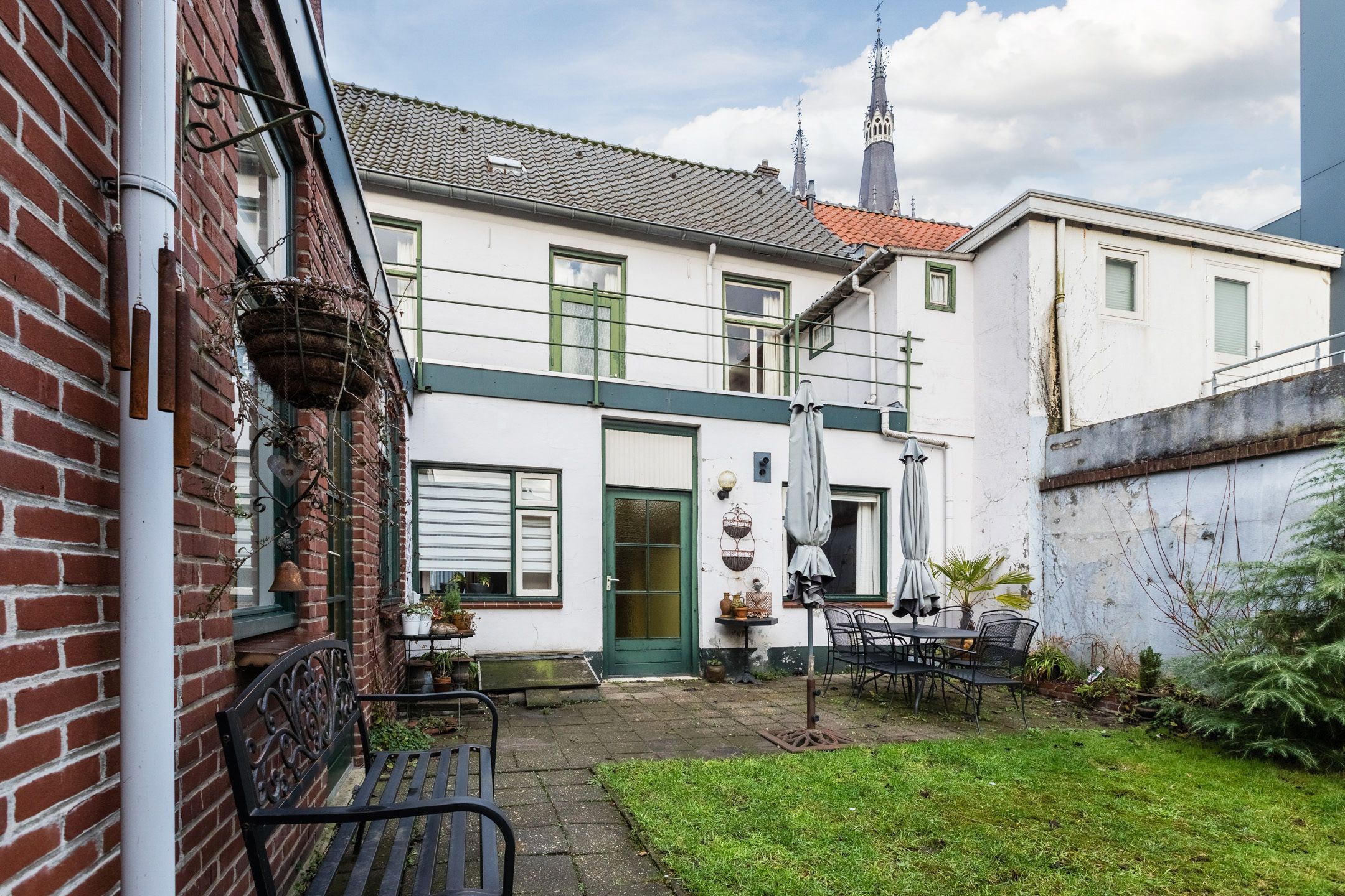 Foto 30 van Maasstraat 2