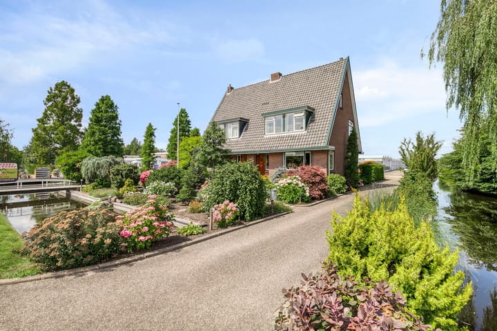 Foto 2 van Rijneveld 18