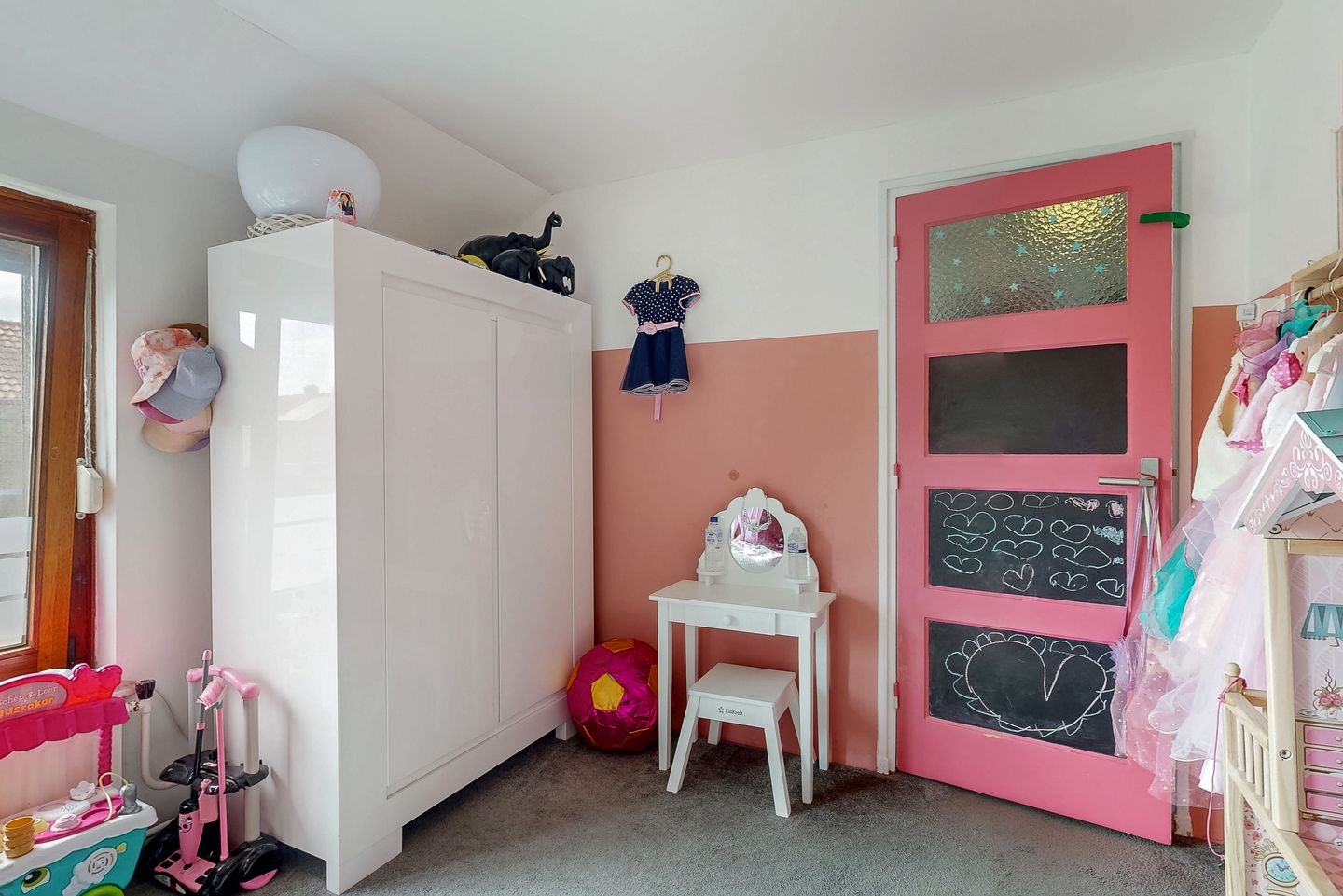 Foto 19 van Van Goudoeverstraat 4