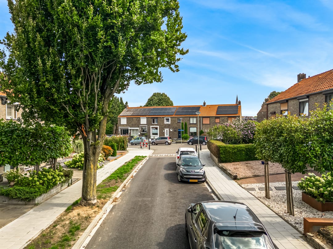 Foto 32 van Van Goudoeverstraat 4