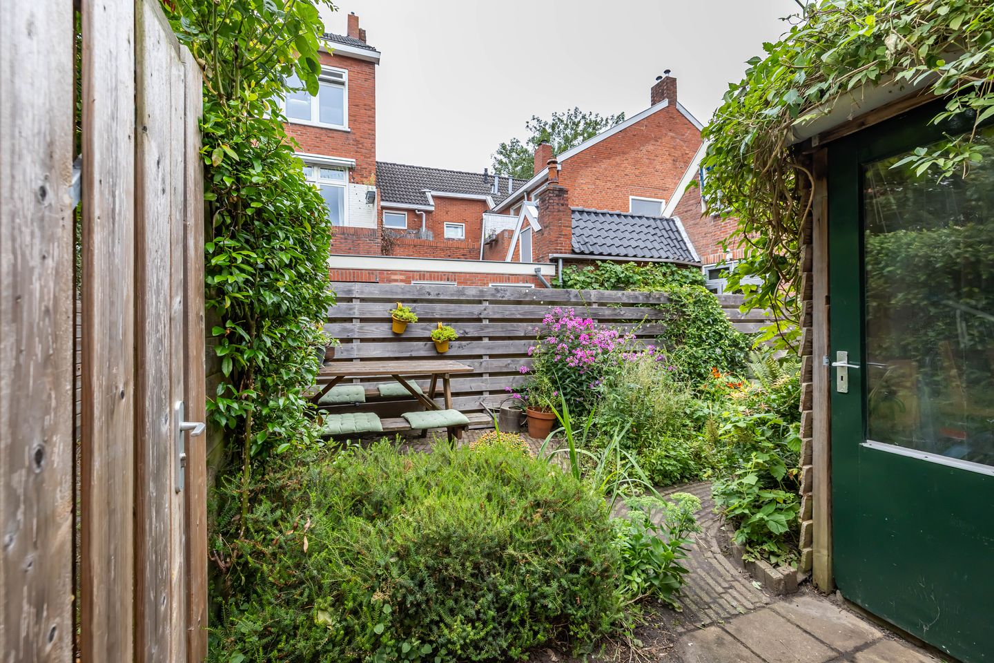 Photo 35 of Verlengde Oosterweg 27