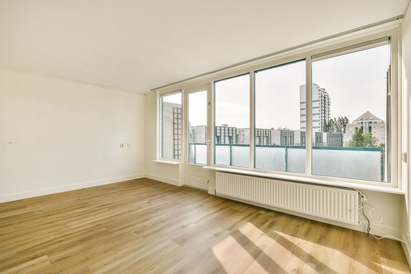 Photo 10 of Borneolaan 209