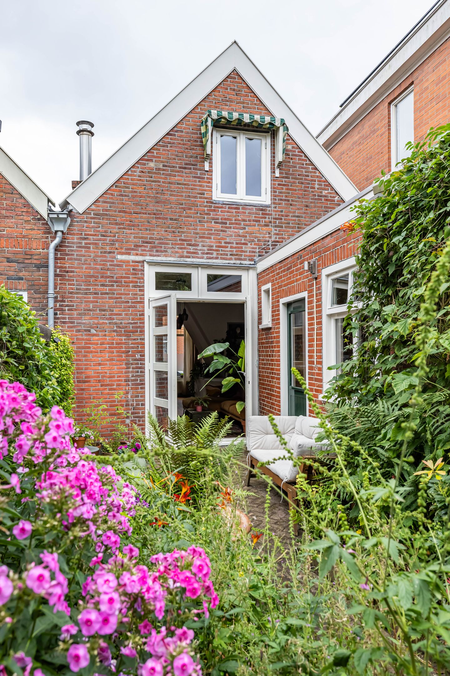 Photo 49 of Verlengde Oosterweg 27