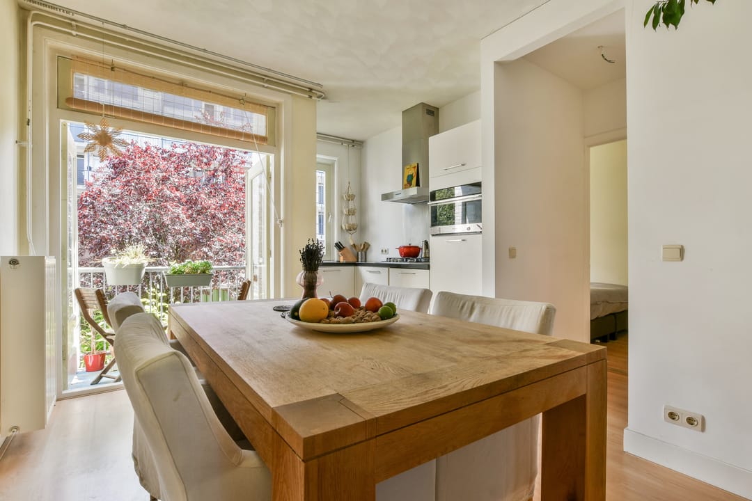 Photo 8 of Tweede Helmersstraat 43-1