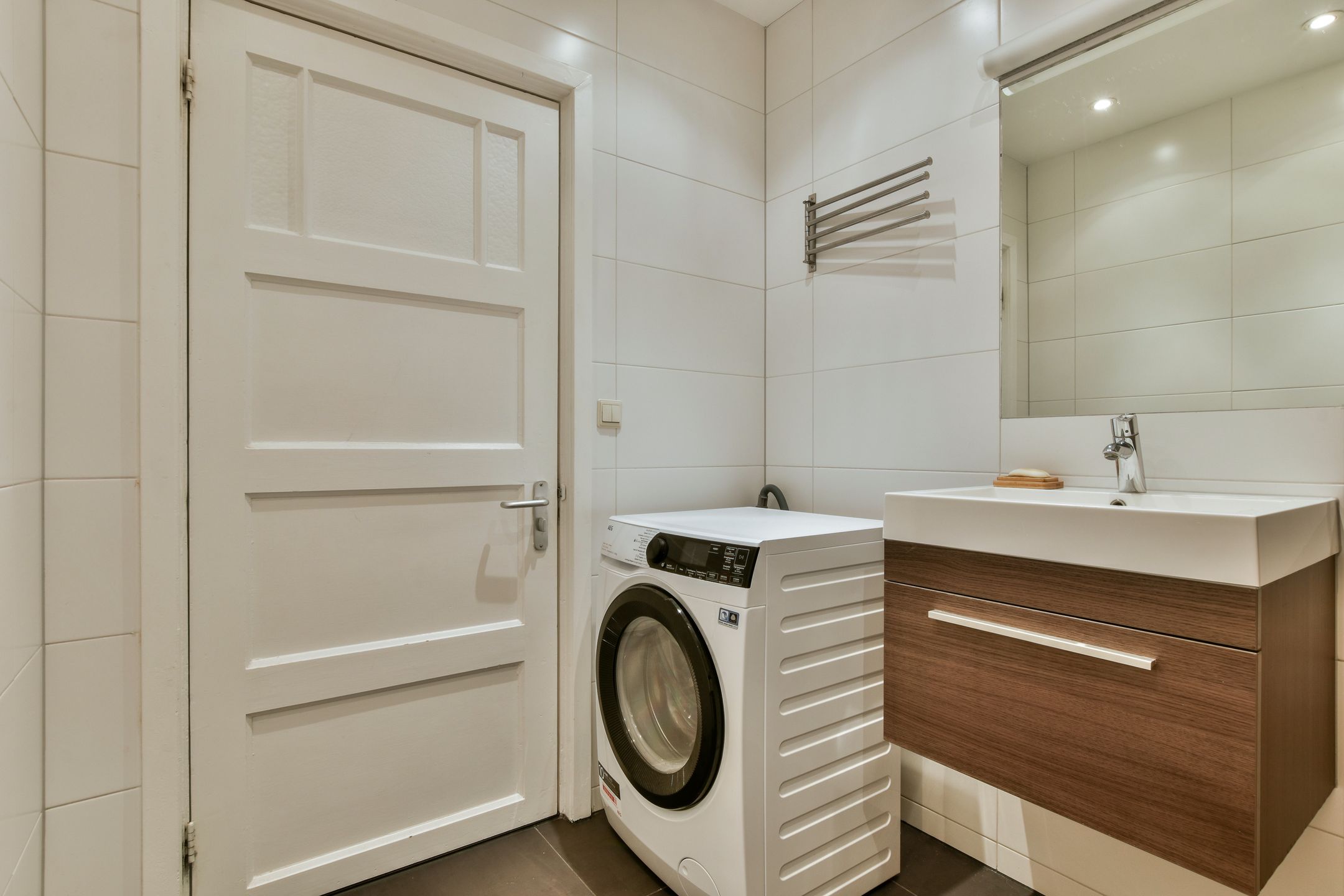 Photo 18 of Tweede Helmersstraat 43-1