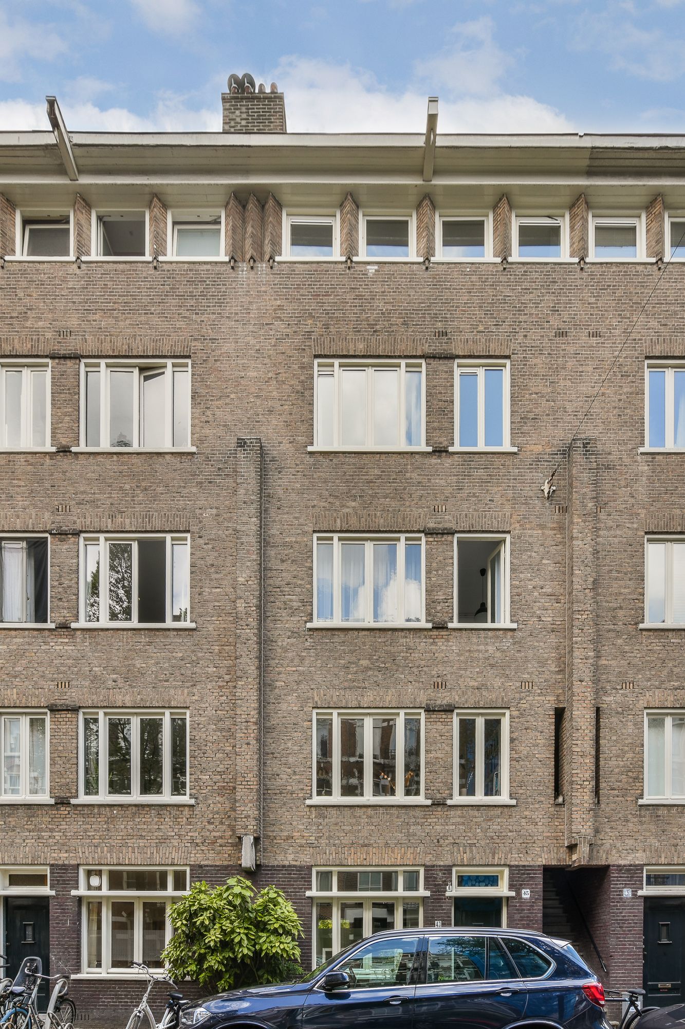 Photo 21 of Tweede Helmersstraat 43-1