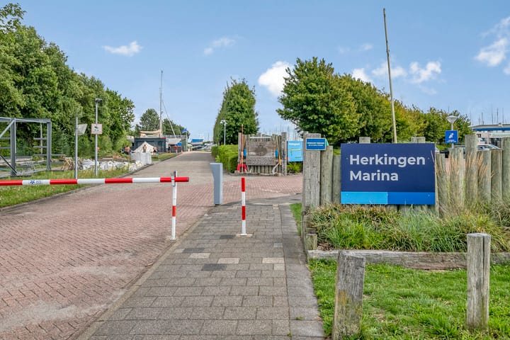 Photo 26 of Peuterdijk 15