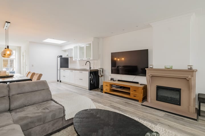 Foto 11 van Trompstraat 97