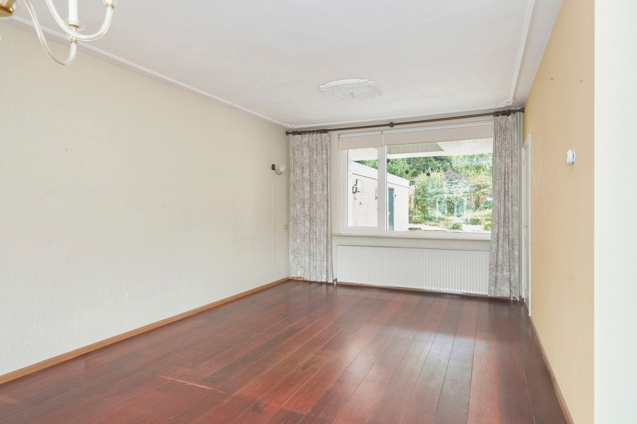 Foto 3 van Gouverneur Houbenstraat 14