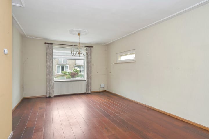 Foto 4 van Gouverneur Houbenstraat 14