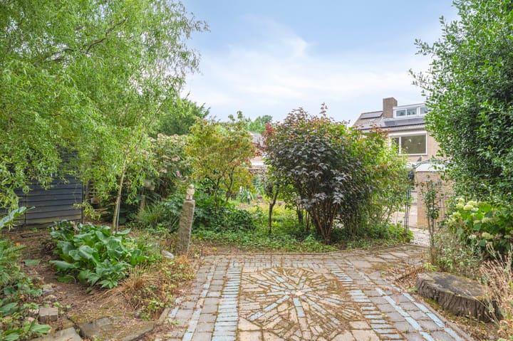 Foto 28 van Gouverneur Houbenstraat 14