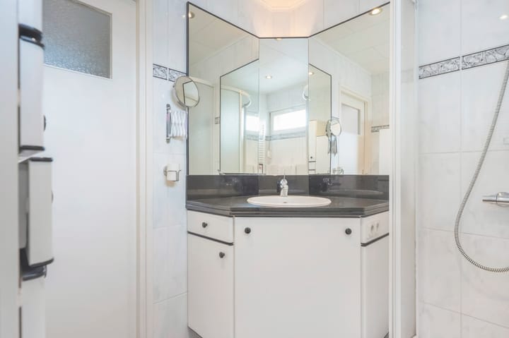 Foto 19 van Gouverneur Houbenstraat 14