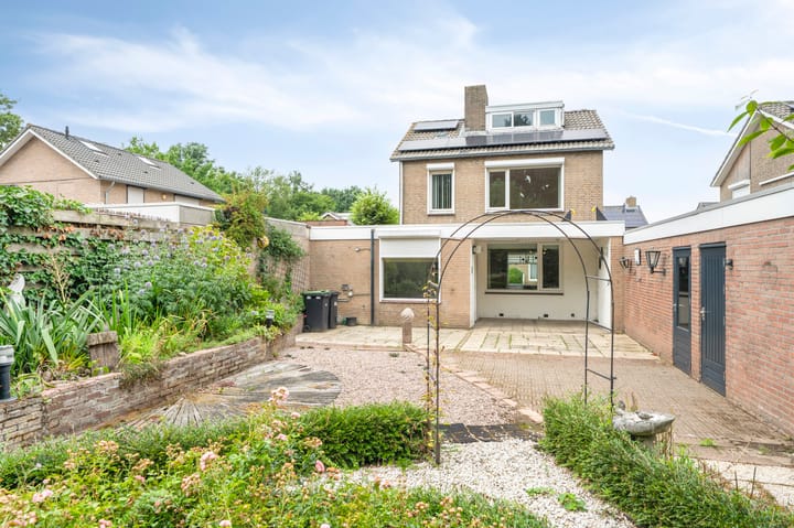 Foto 29 van Gouverneur Houbenstraat 14