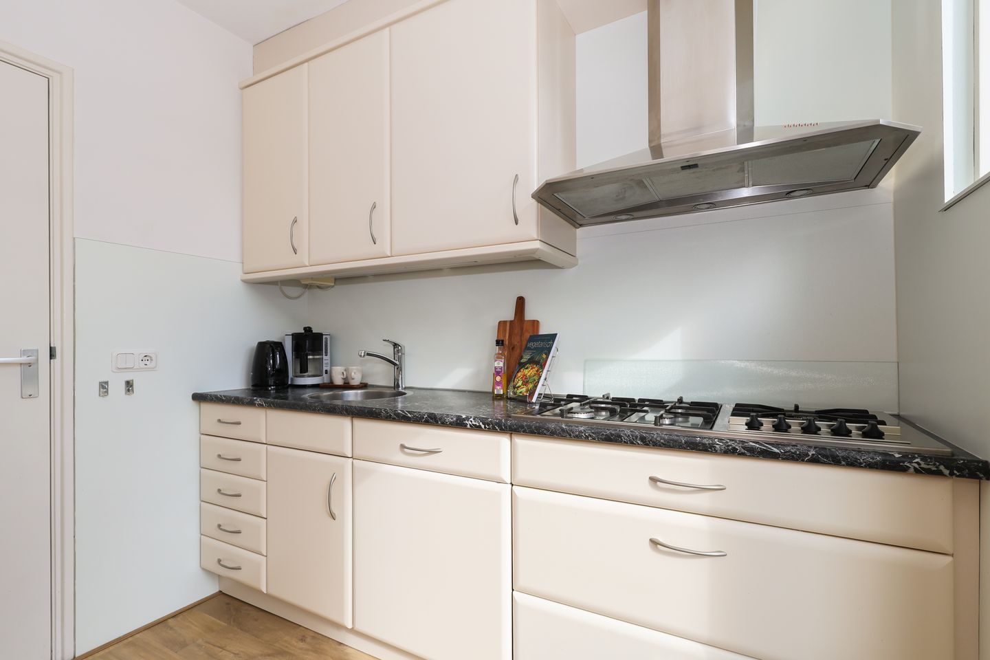 Foto 29 van Saturnusstraat 4