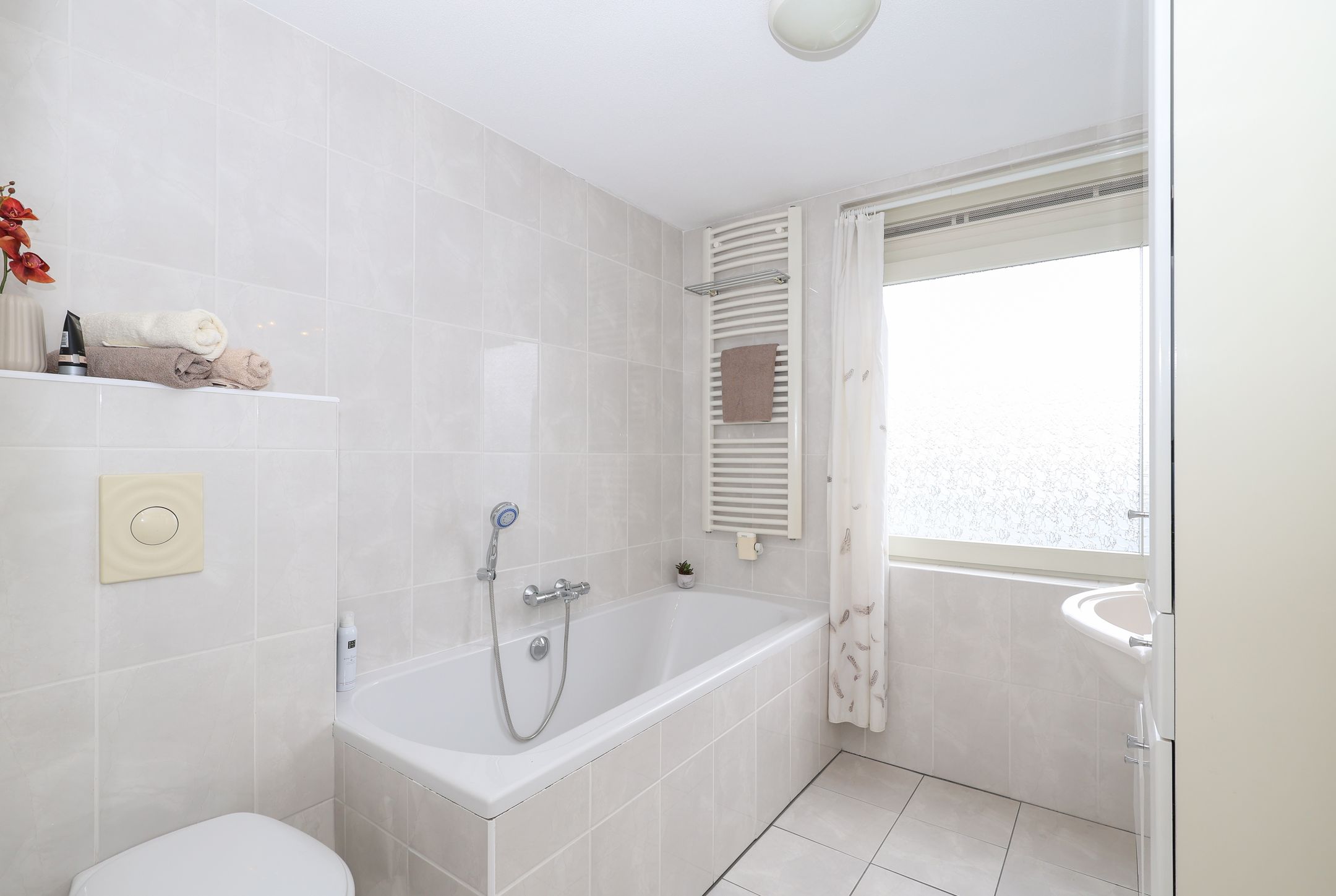 Foto 39 van Saturnusstraat 4