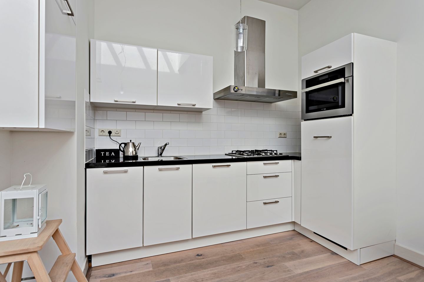 Photo 10 of Anjeliersstraat 55