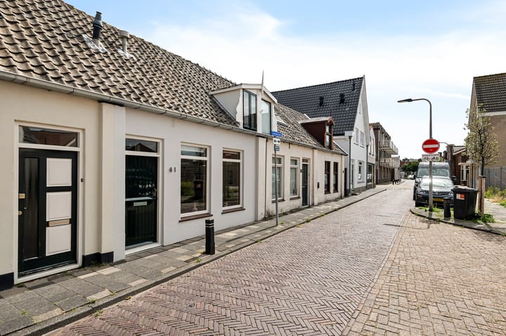 Photo 4 of Schoolstraat 41