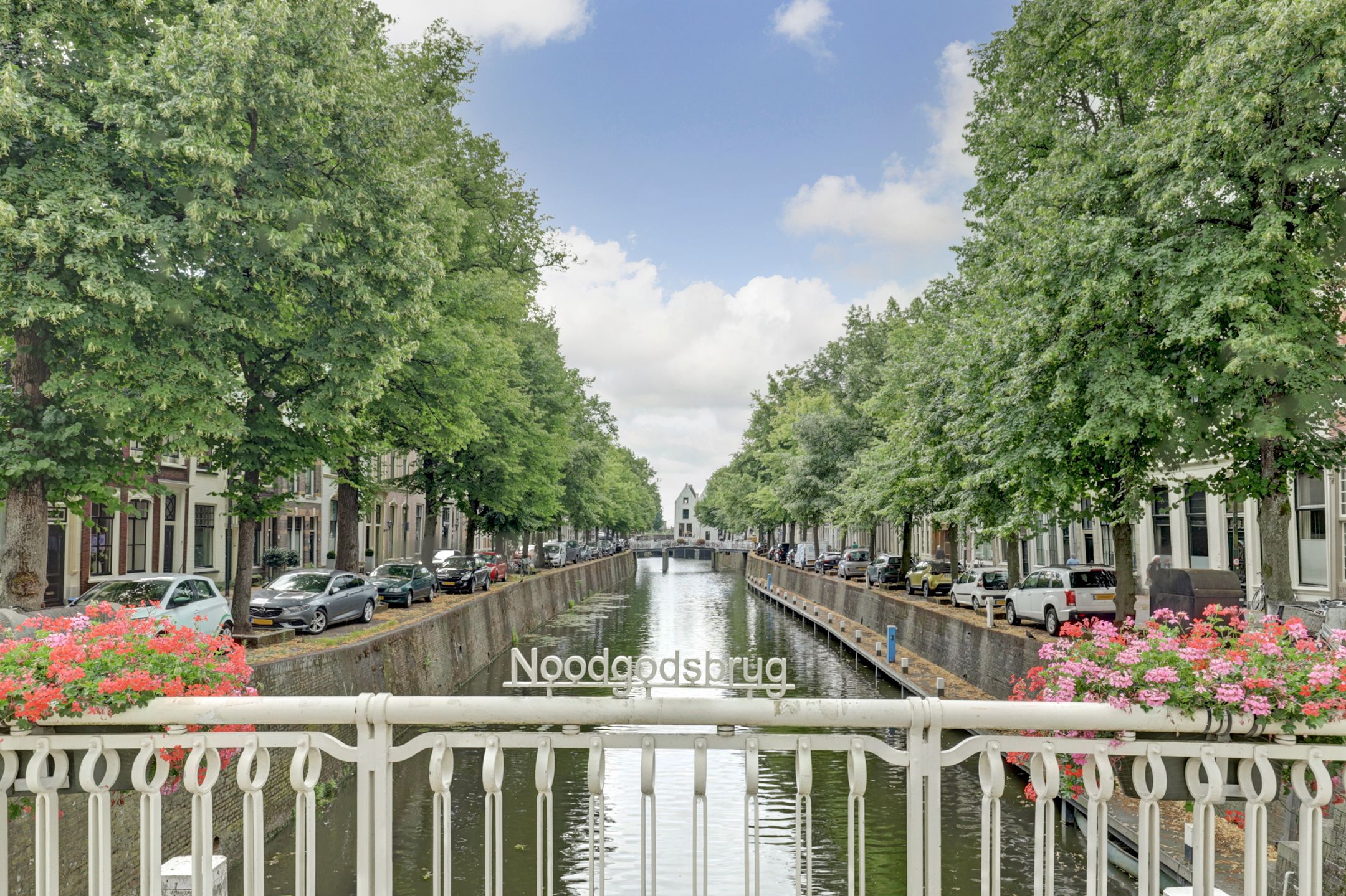 Foto 33 van Lange Noodgodsstraat 70