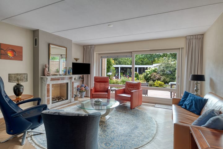 Foto 2 van Fluweelmos 7