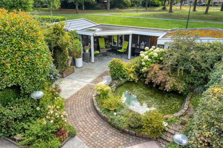 Foto 3 van Fluweelmos 7