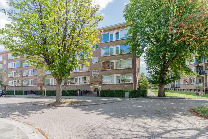 Foto 3 van J.H.Leopoldhof 10