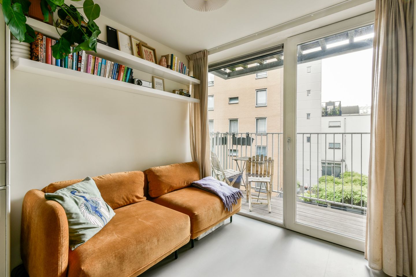 Photo 5 of Planciusstraat 19-D3