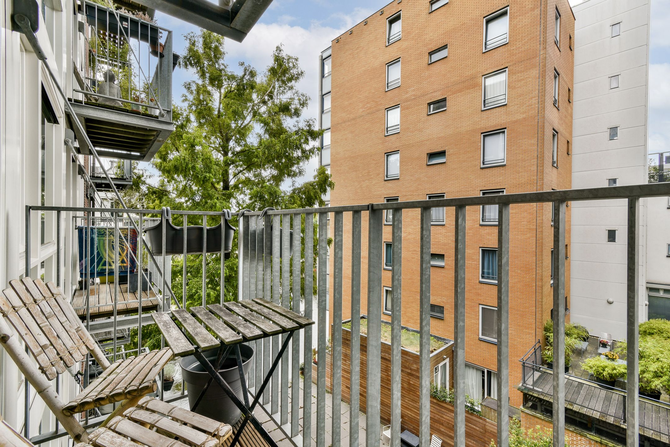 Photo 9 of Planciusstraat 19-D3