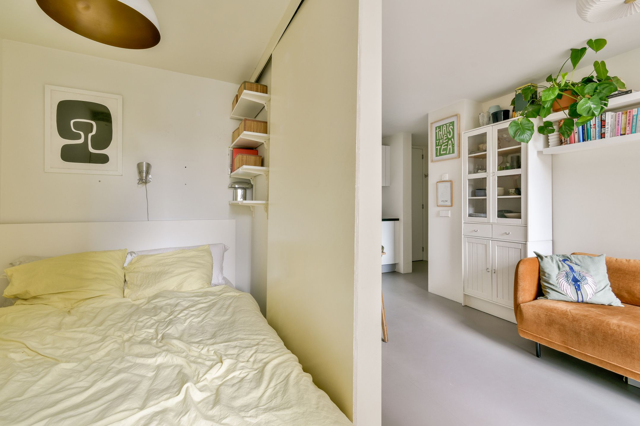 Photo 12 of Planciusstraat 19-D3