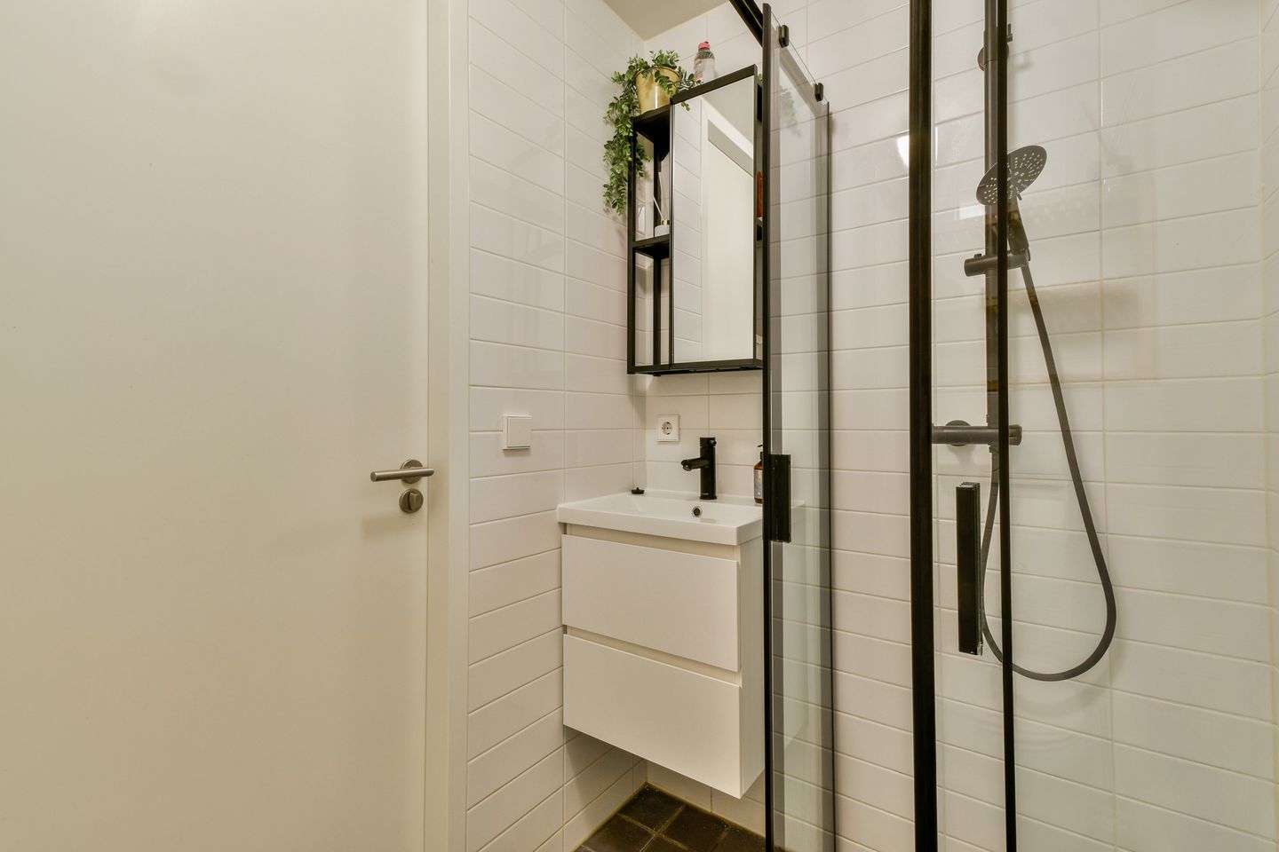 Photo 14 of Planciusstraat 19-D3