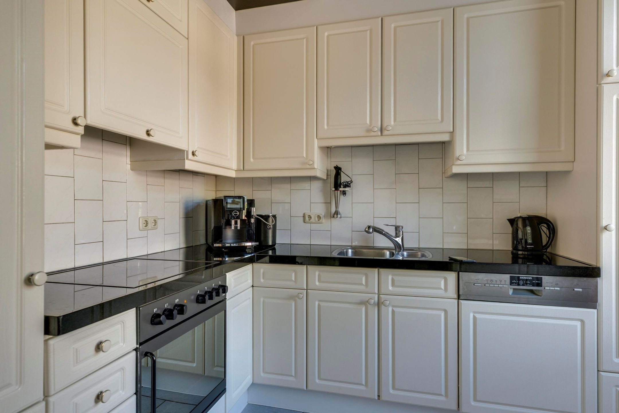 Photo 18 of Jonathanstraat 15