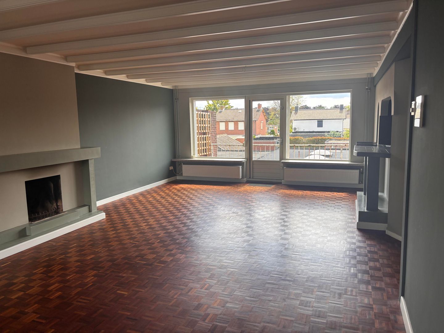 Foto 5 van Raadhuisplein 6-A