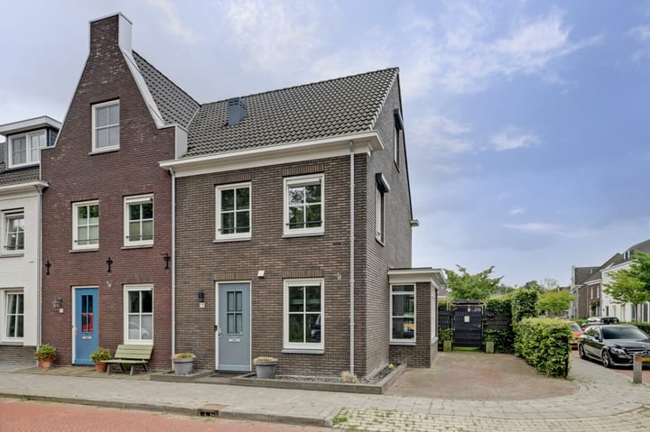 Foto 1 van Klaproos 19