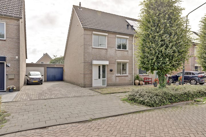 Foto 34 van Aletta Jacobsstraat 44