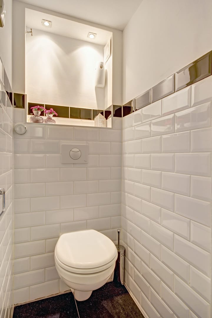 Foto 10 van Van der Waalsstraat 16-II