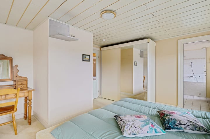 Photo 9 of 's-Molenaarsweg 49