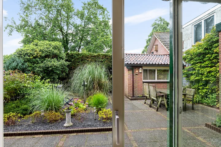 Photo 18 of 's-Molenaarsweg 49