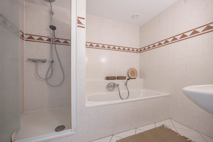 Foto 28 van Cortembergstraat 85