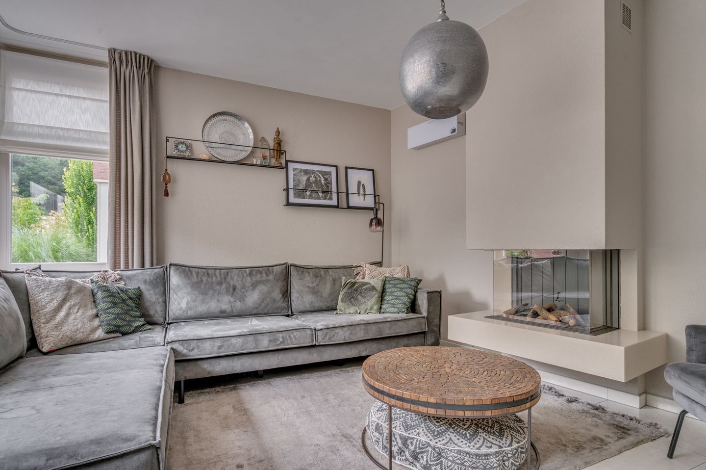 Foto 5 van Weegbree 12